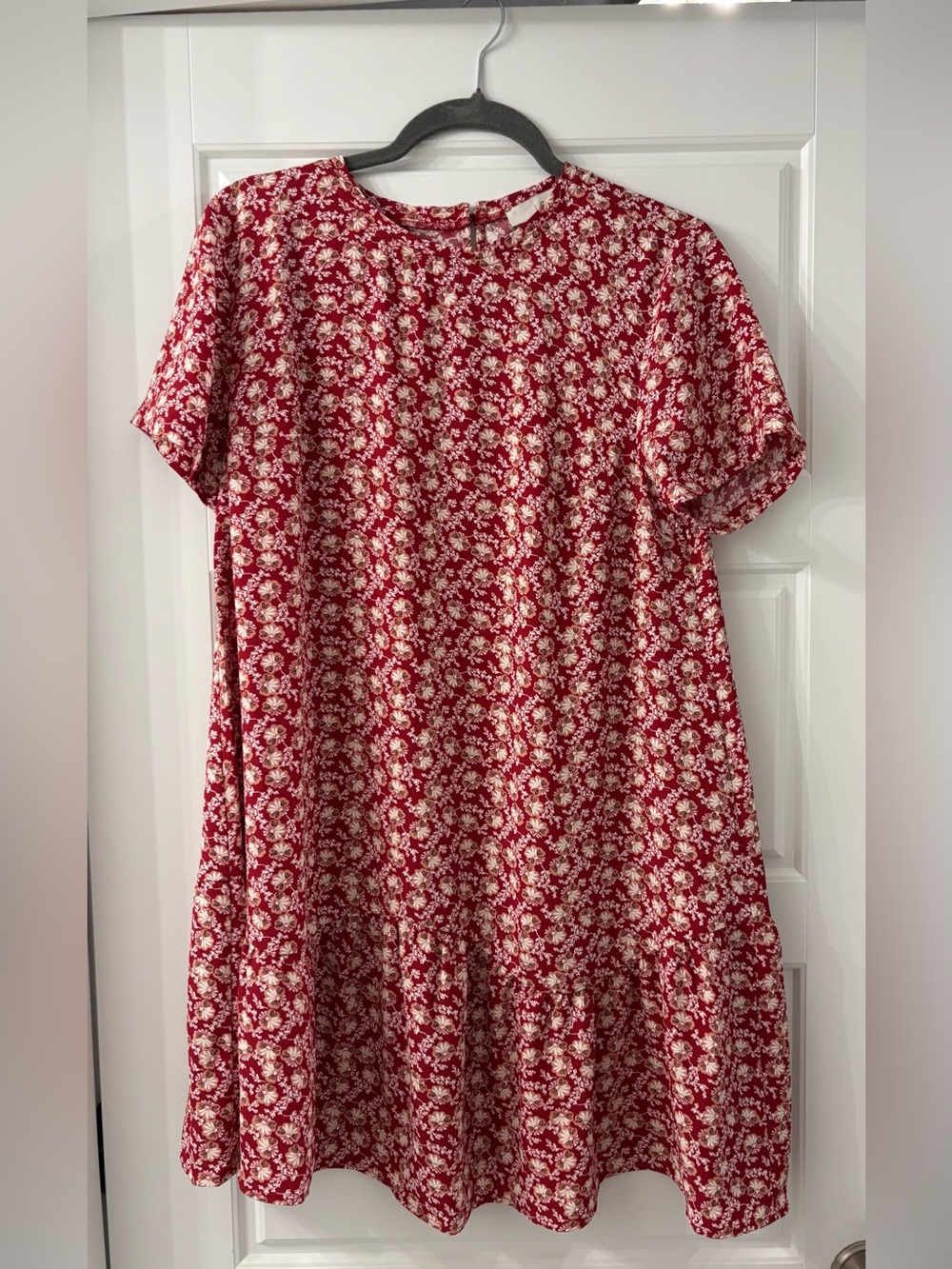 LOFT Red and Cream Floral Short Sleeve Dress